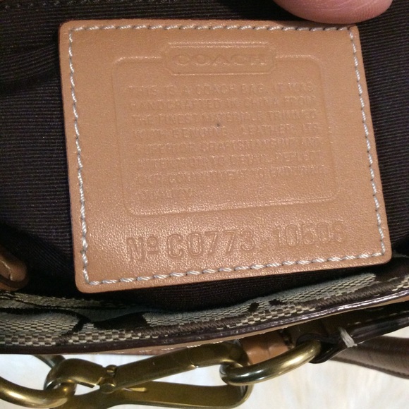 COACH Khaki Signature C BAG XL Tan Leather Tassel - Picture 3 of 9